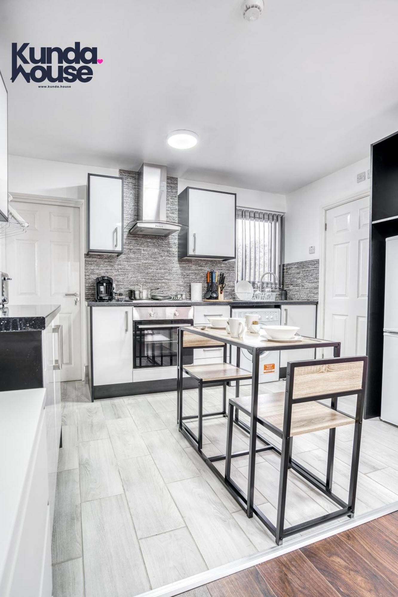Cosy Apartments - City Living Made Elegant - 버밍엄 외부 사진
