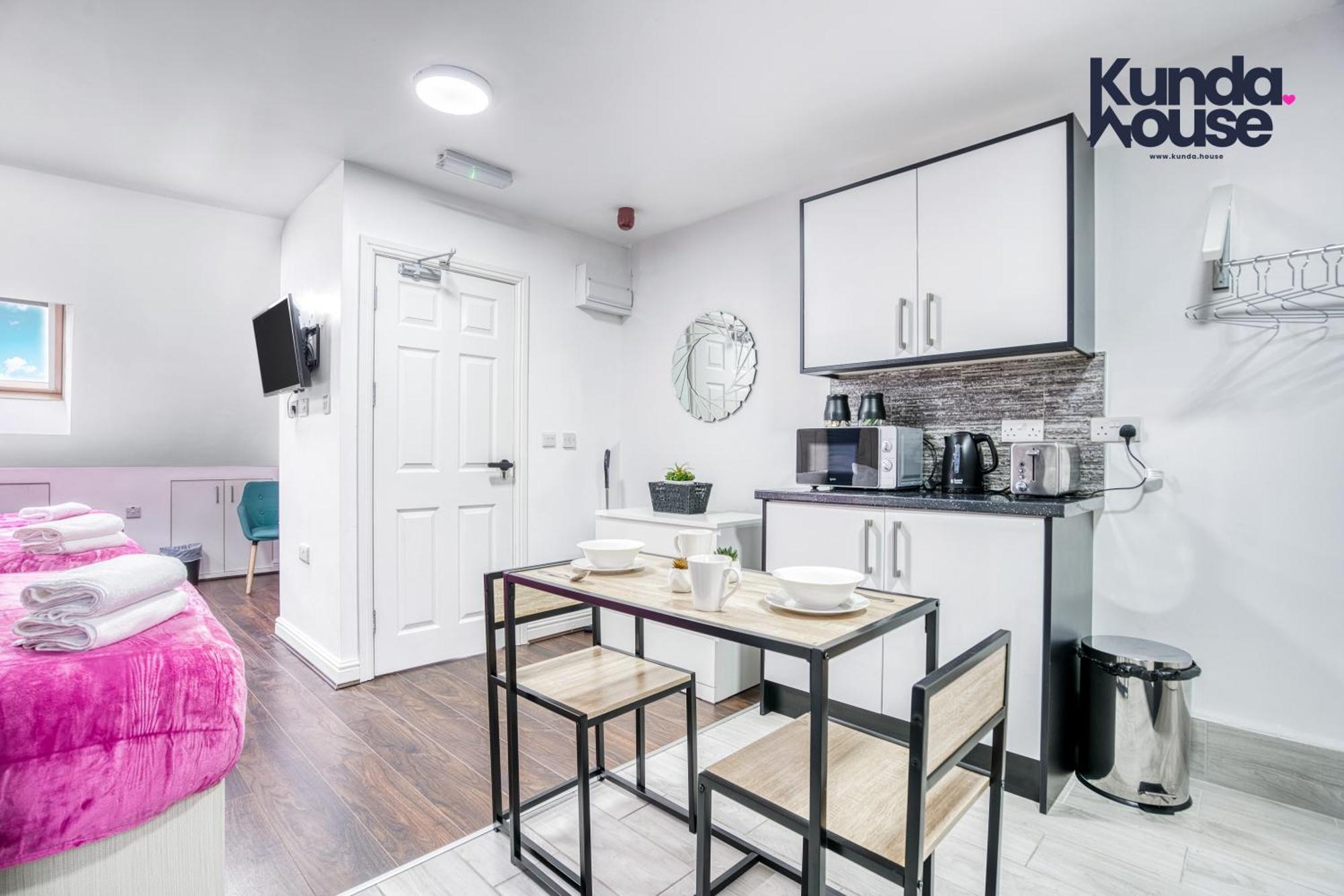 Cosy Apartments - City Living Made Elegant - 버밍엄 외부 사진